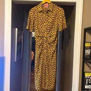 Kate Spade size 6 printed shirt dress with gathered waist